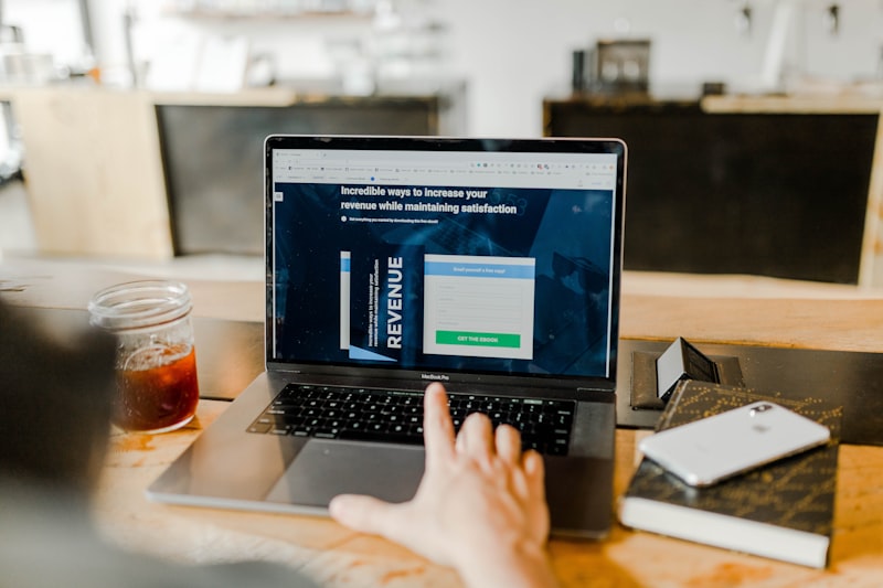 Credit Card Debt Trap: How Minimum Payments Compound 45% APR